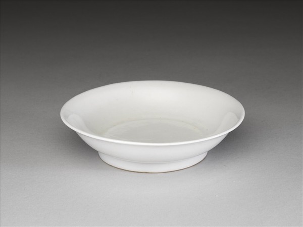 甜白釉碟