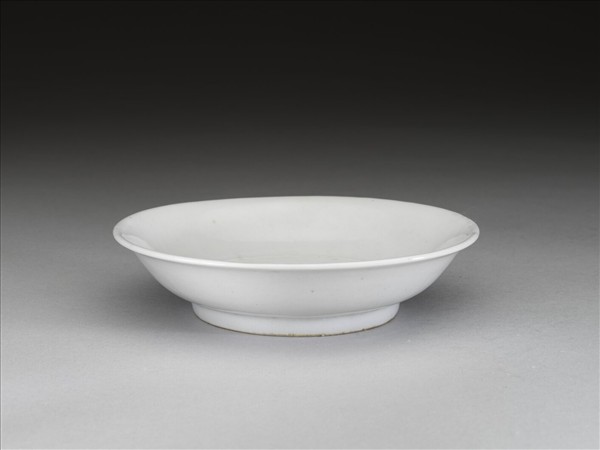 甜白釉碟