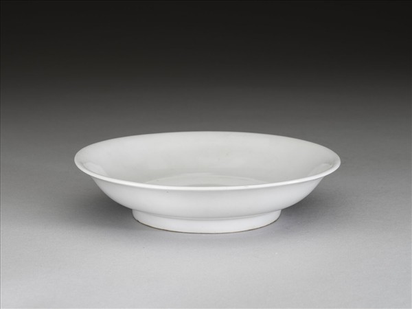 甜白釉碟