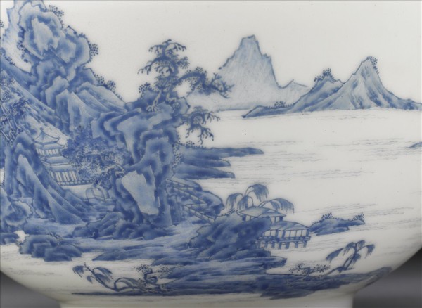 琺瑯彩瓷青山水碗