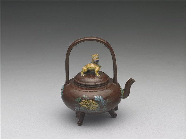 宜興胎畫琺瑯提梁壺