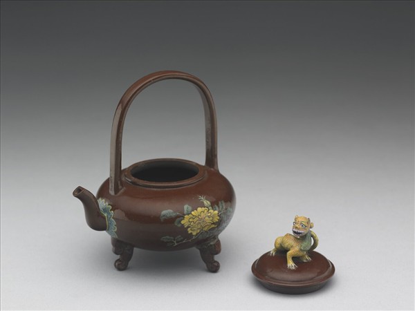 宜興胎畫琺瑯提梁壺