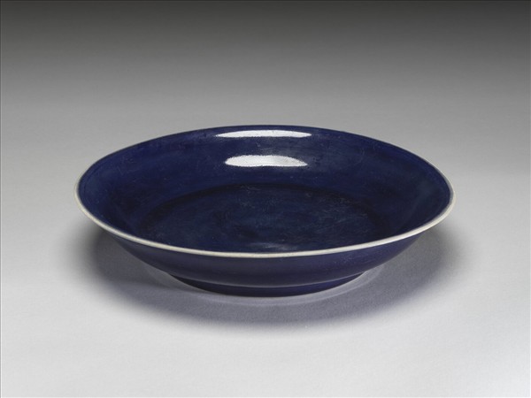 霽青釉雲龍紋盤