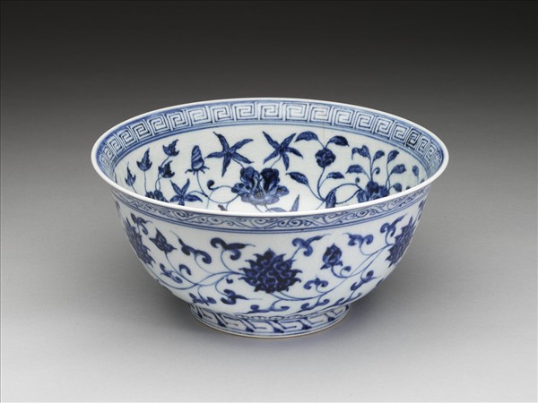 青花四季花卉紋碗