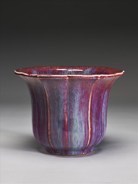 仿鈞釉蓮花式花盆