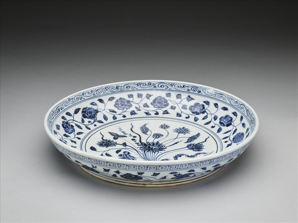 青花一把蓮紋盤