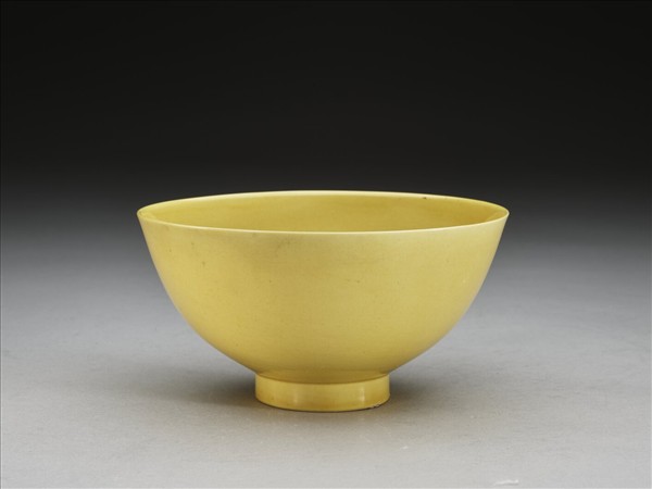 黃釉碗