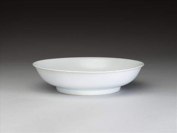 甜白釉盤