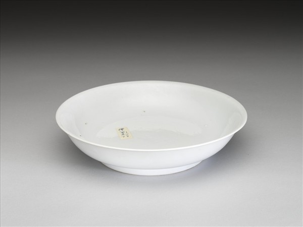 甜白釉盤