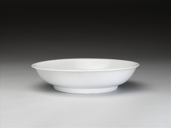 甜白釉盤