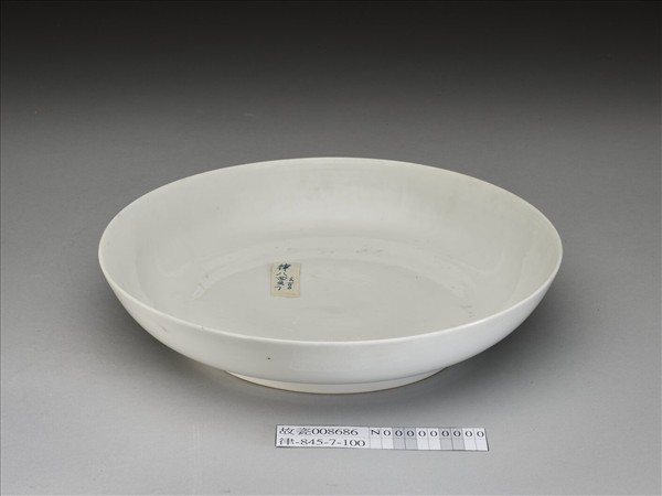 甜白釉盤
