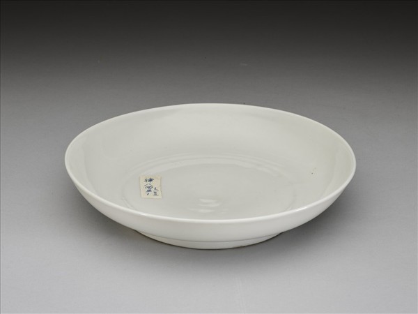 甜白釉盤