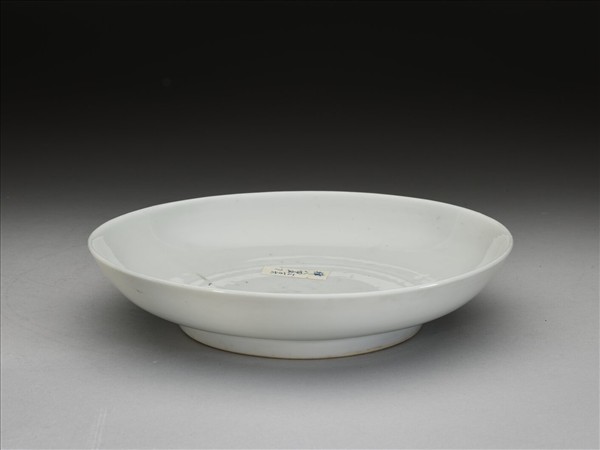 甜白釉盤