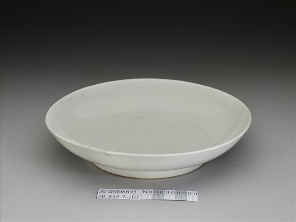 甜白釉盤