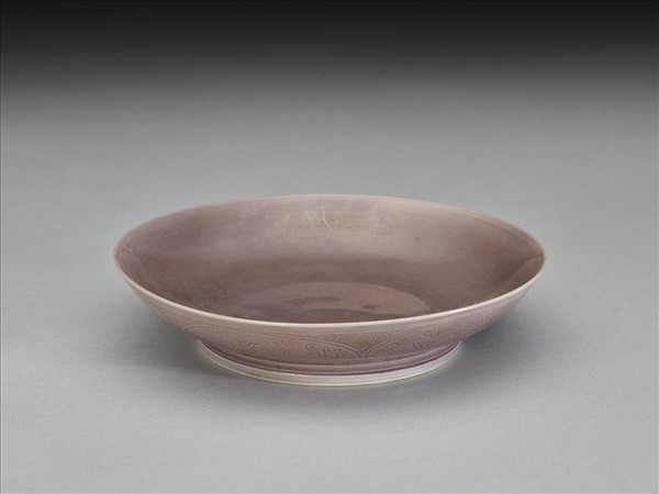 茄皮紫釉石榴紋盤