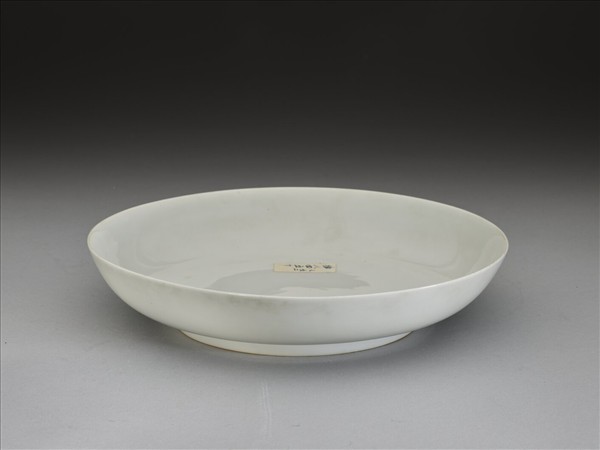 甜白釉盤