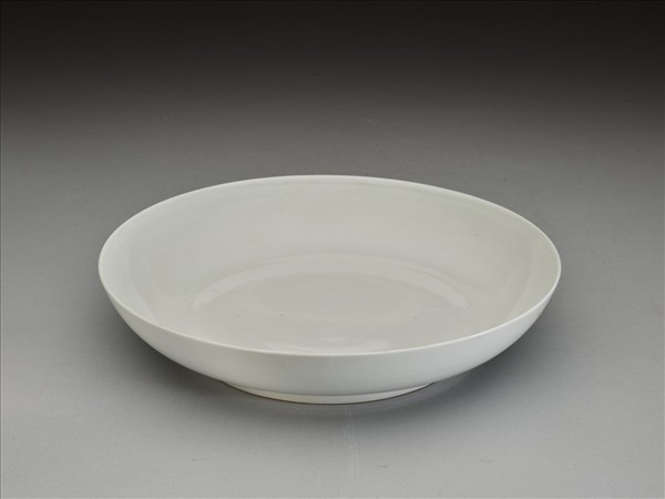 甜白釉盤