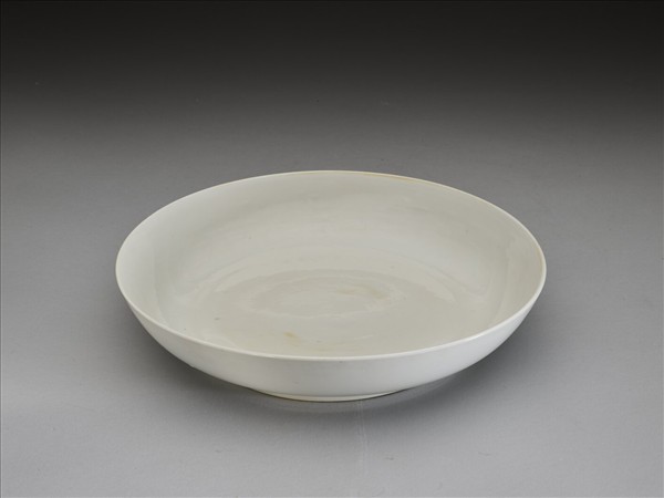 甜白釉盤