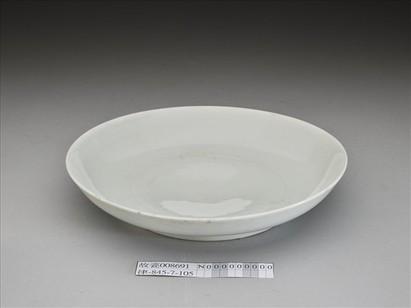 甜白釉盤