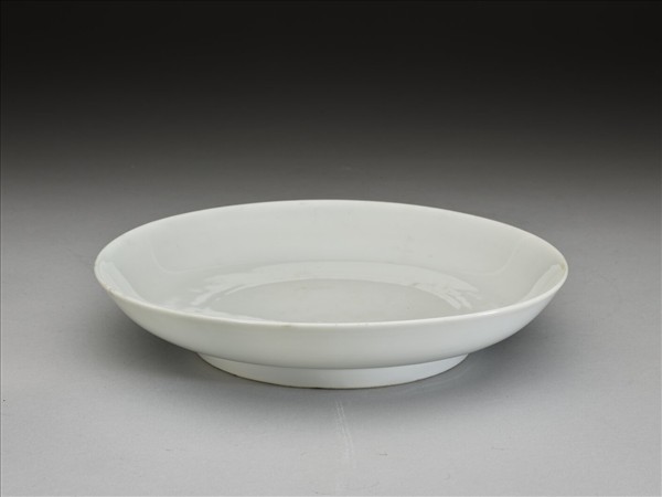 甜白釉盤