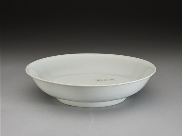 甜白釉盤
