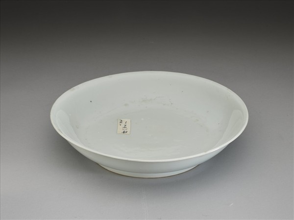 甜白釉盤