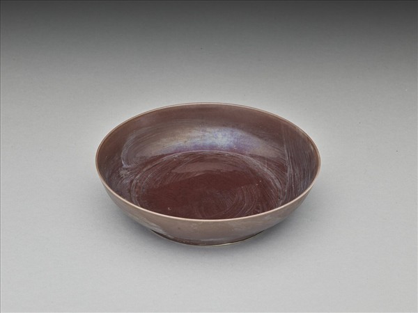 茄皮紫釉桃實紋盤