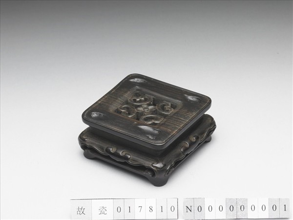 花卉紋方形木座