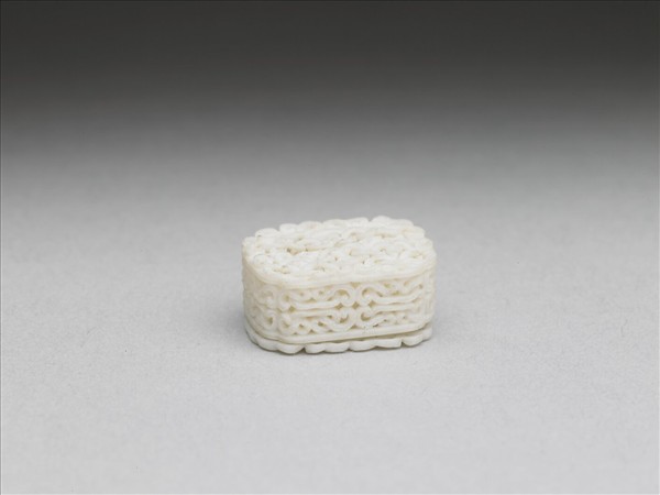 象牙雕透花長方套盒（共十一件）