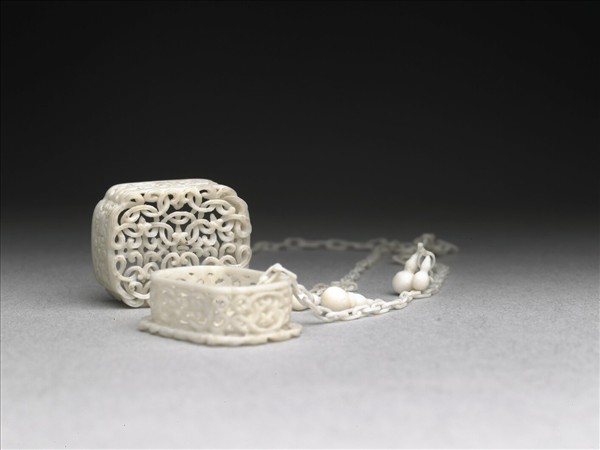 象牙雕透花長方套盒（共十一件）