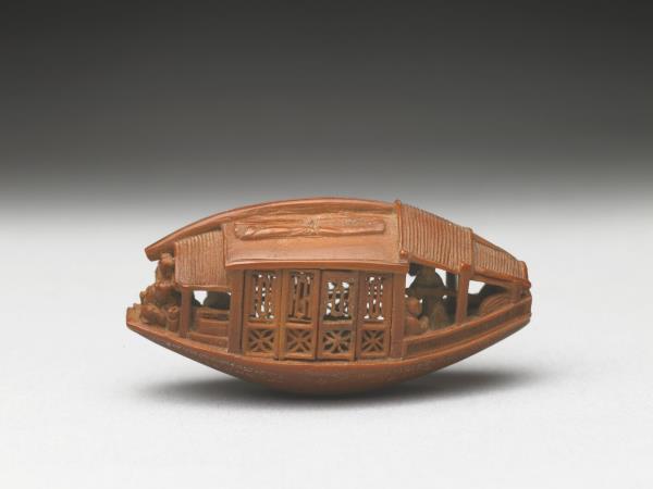 雕橄欖核舟（底刻「後赤壁賦」全文）