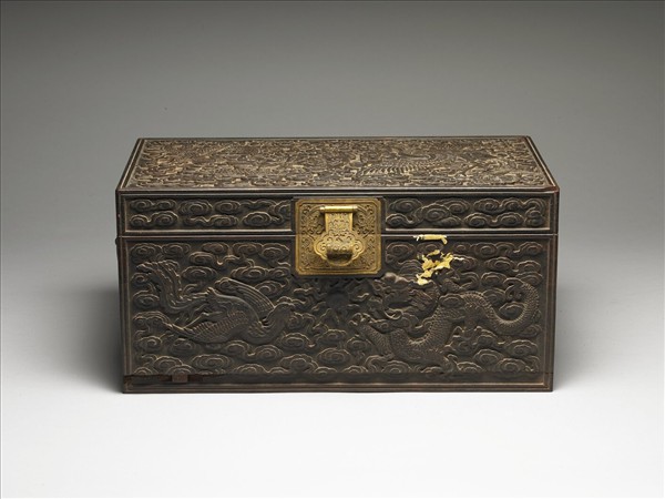 紫檀龍鳳紋木盒