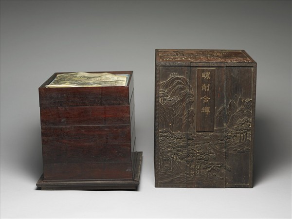 「螺劑含輝」紫檀山水紋木盒