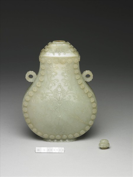 玉花草紋瓶