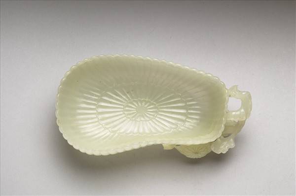 玉單柄菊式水盛