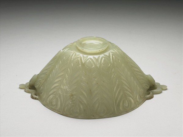 玉三角形雙柄碗