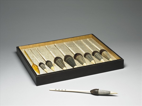 「萬福攸同」象牙桿斗筆