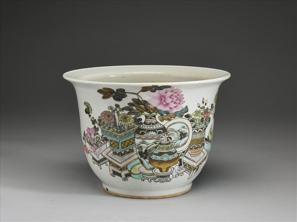 五彩博古圖花盆