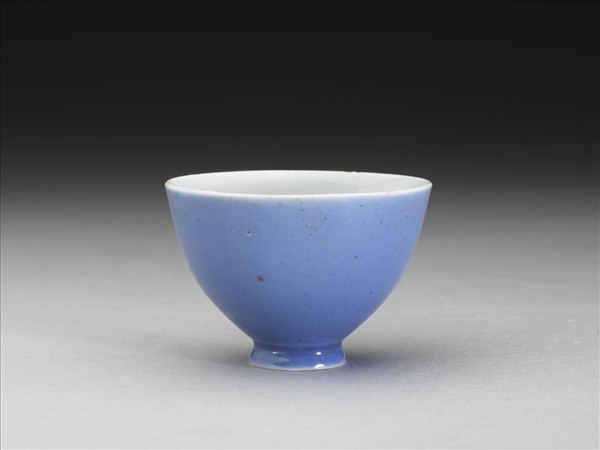 霽青釉白裡杯