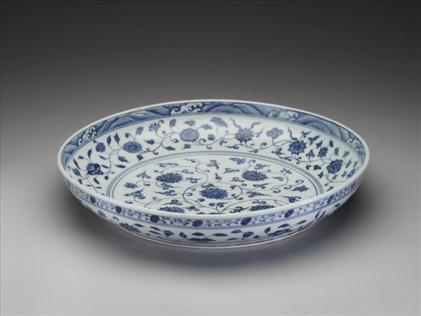 青花四季花卉紋盤