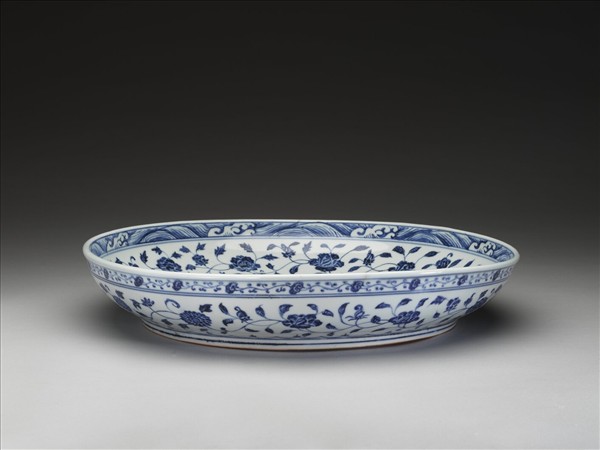 青花四季花卉紋盤