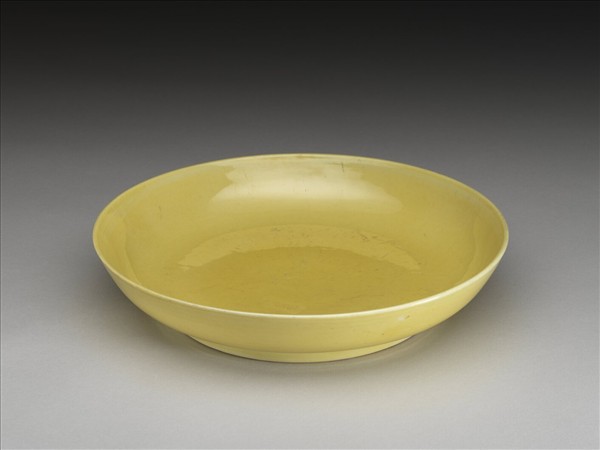 黃釉盤