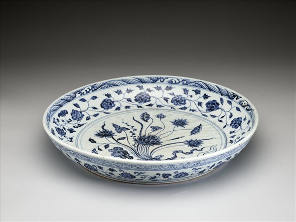 青花四季花卉紋盤