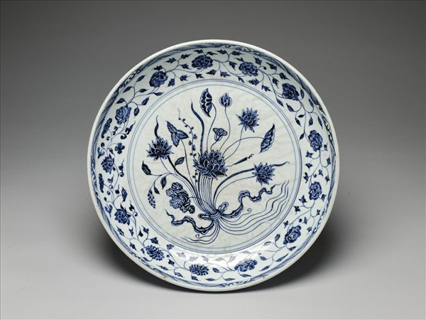 青花四季花卉紋盤