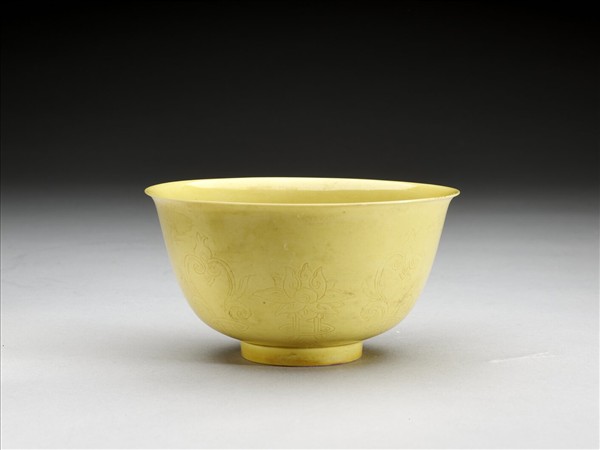 黃釉碗