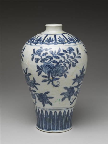 青花花果紋梅瓶