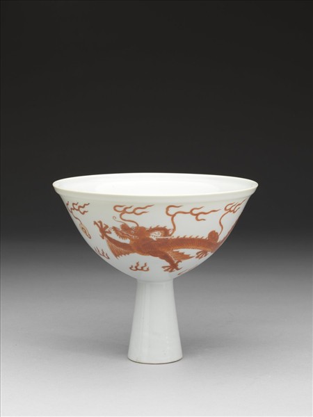 白瓷描紅雙龍紋高足碗