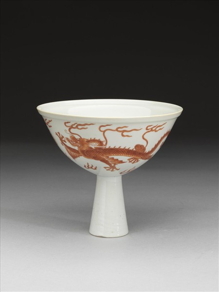 白瓷描紅雙龍紋高足碗