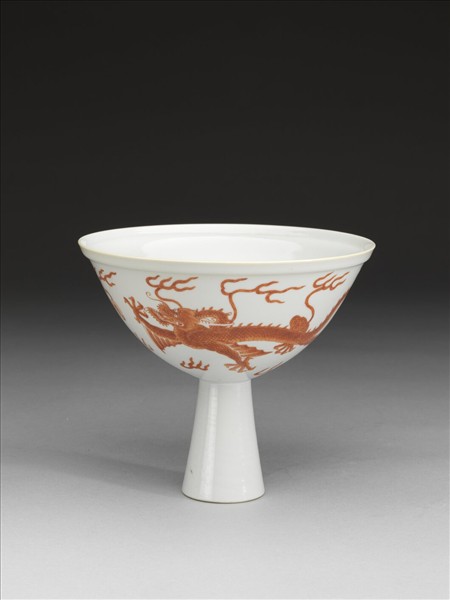 白瓷描紅雙龍紋高足碗
