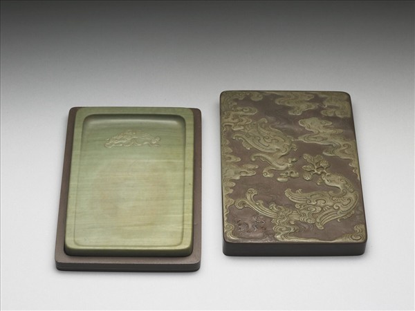 雙鳳紋松花石硯